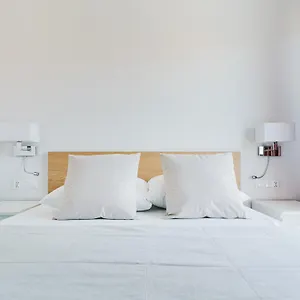 https://apartament-mandarin-homely-place-parking-free.poznan-hotels.com