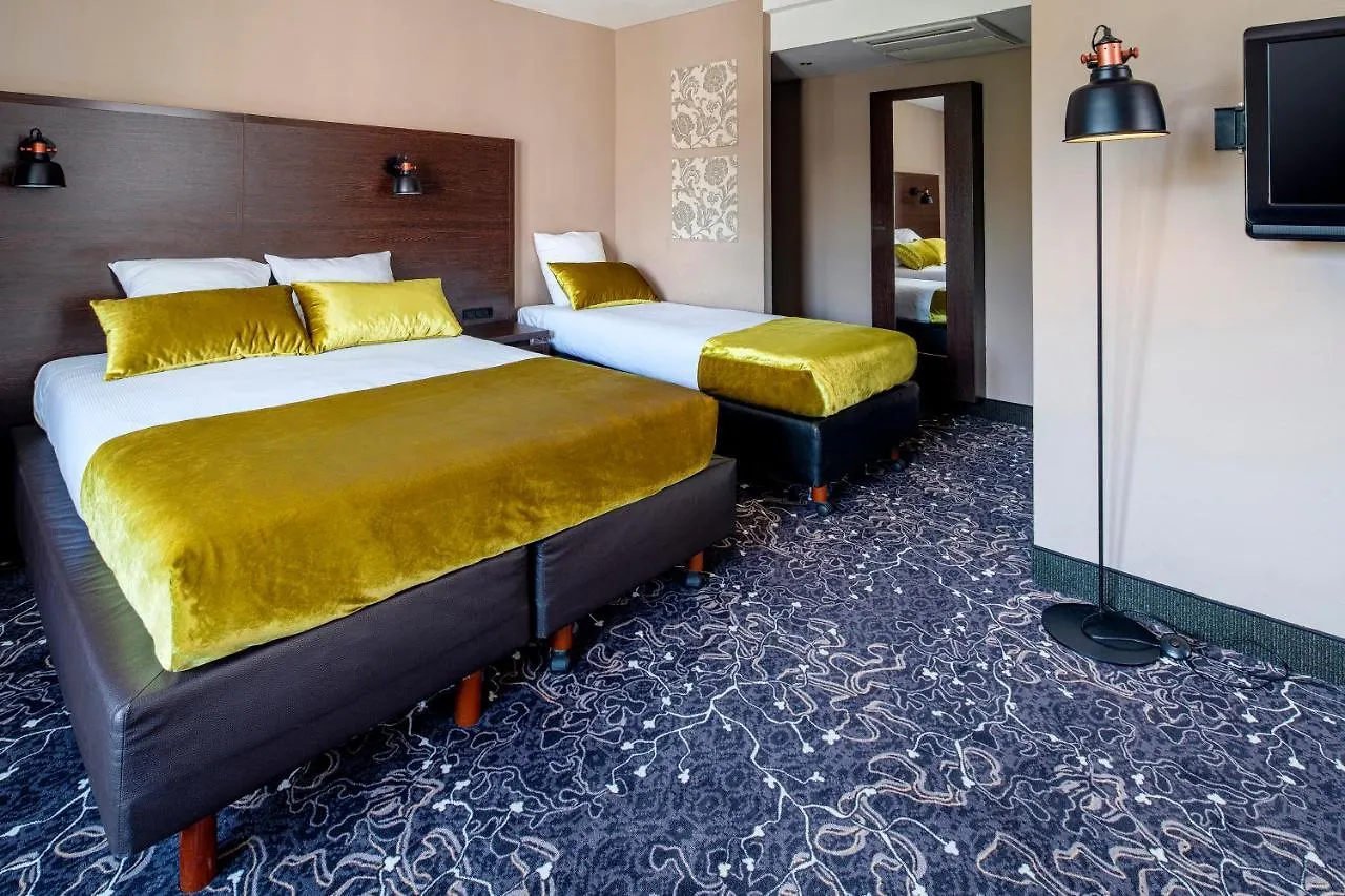 The Alfred Hotel Amsterdam 3*,